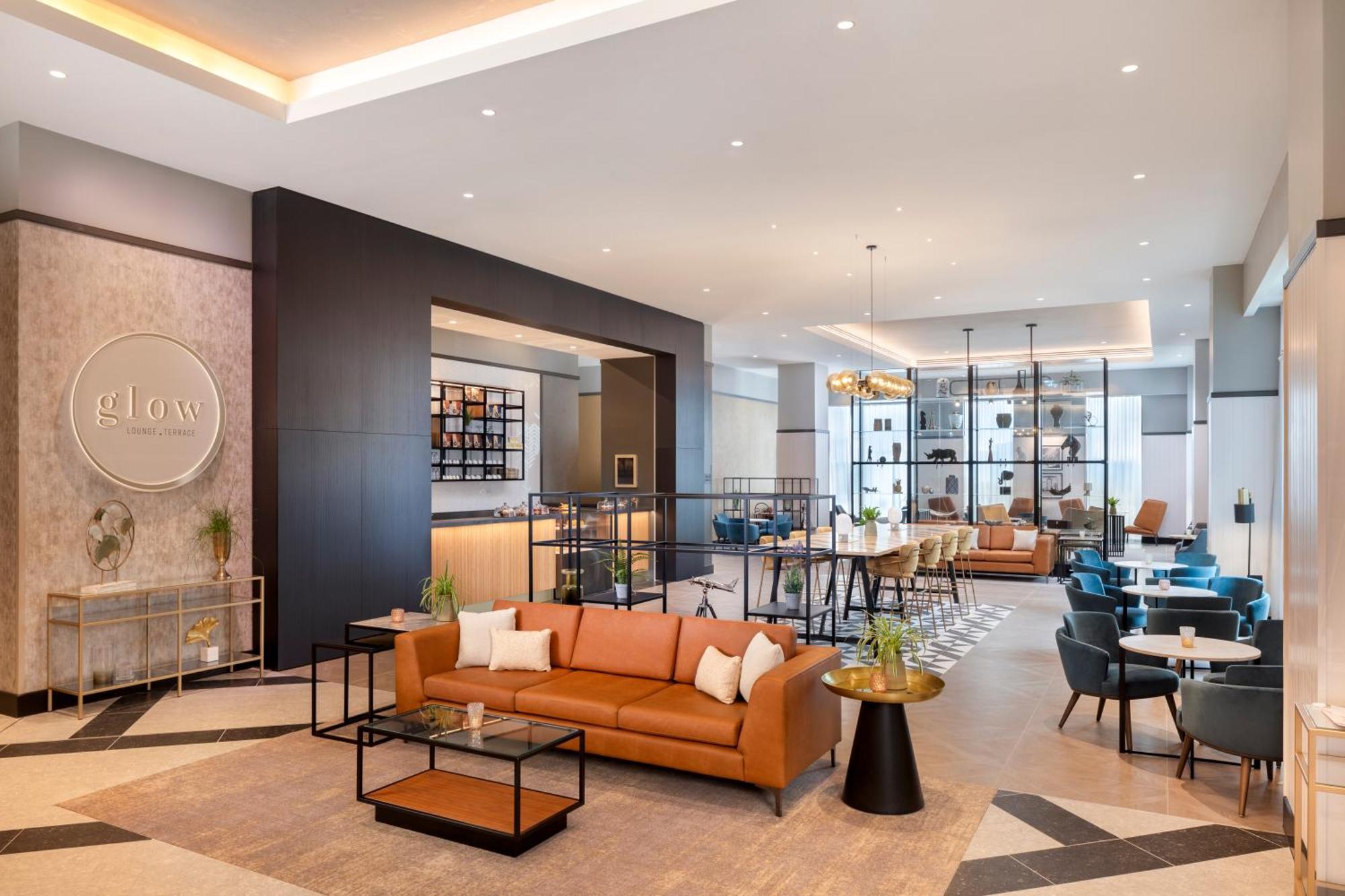 Hilton Woking Hotel Buitenkant foto