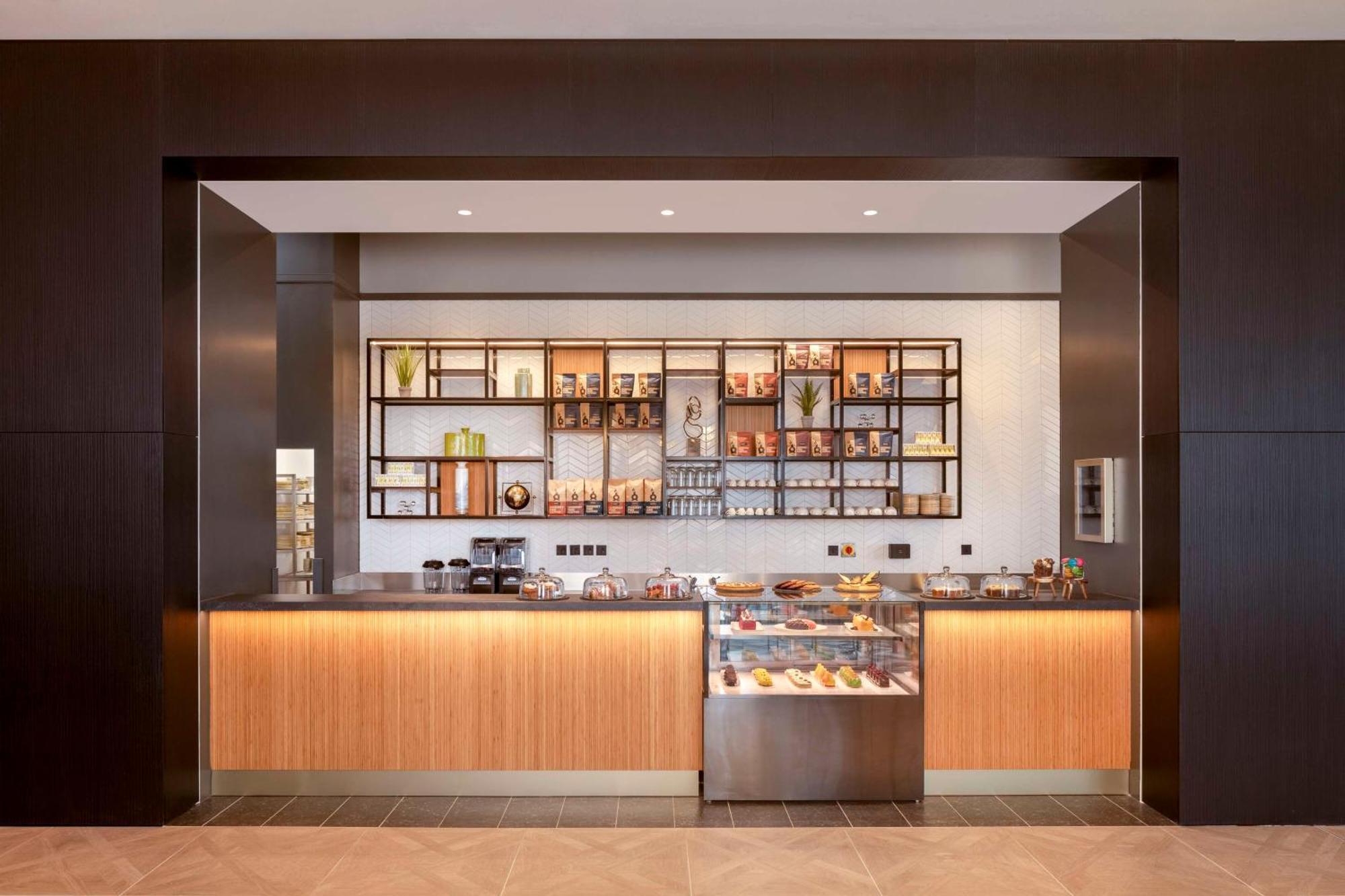 Hilton Woking Hotel Buitenkant foto